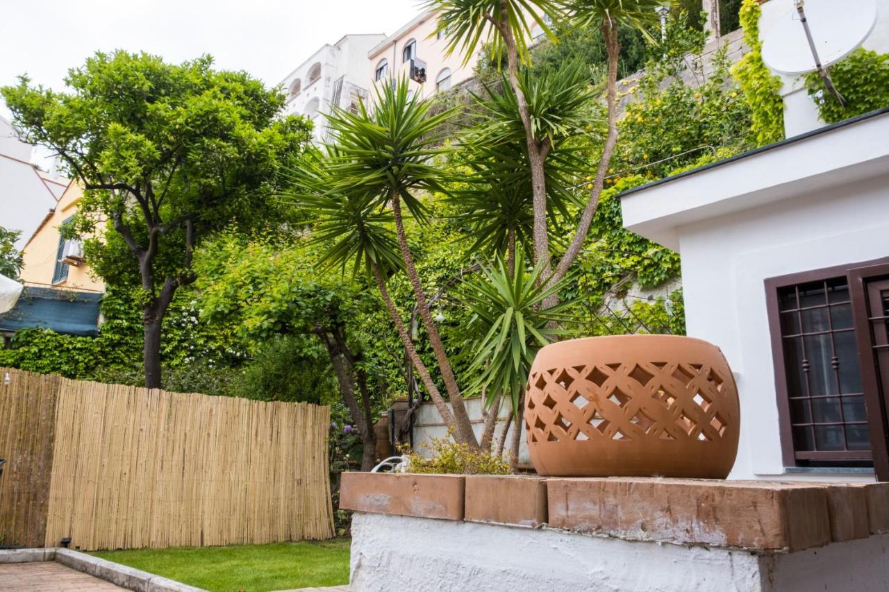 House Garden San Lorenzo サレルノ エクステリア 写真